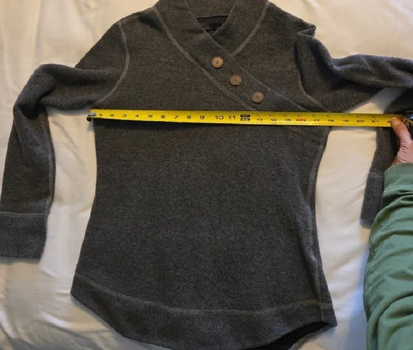 Prana Wool Blend Crossneck Sweater with Buttons And Contrast Stitching - Picture 4 of 6